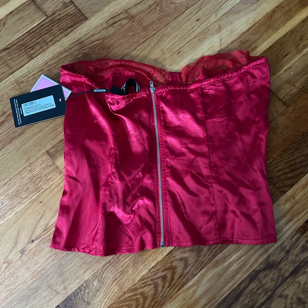 PrettyLittleThing Scarlet Satin Top